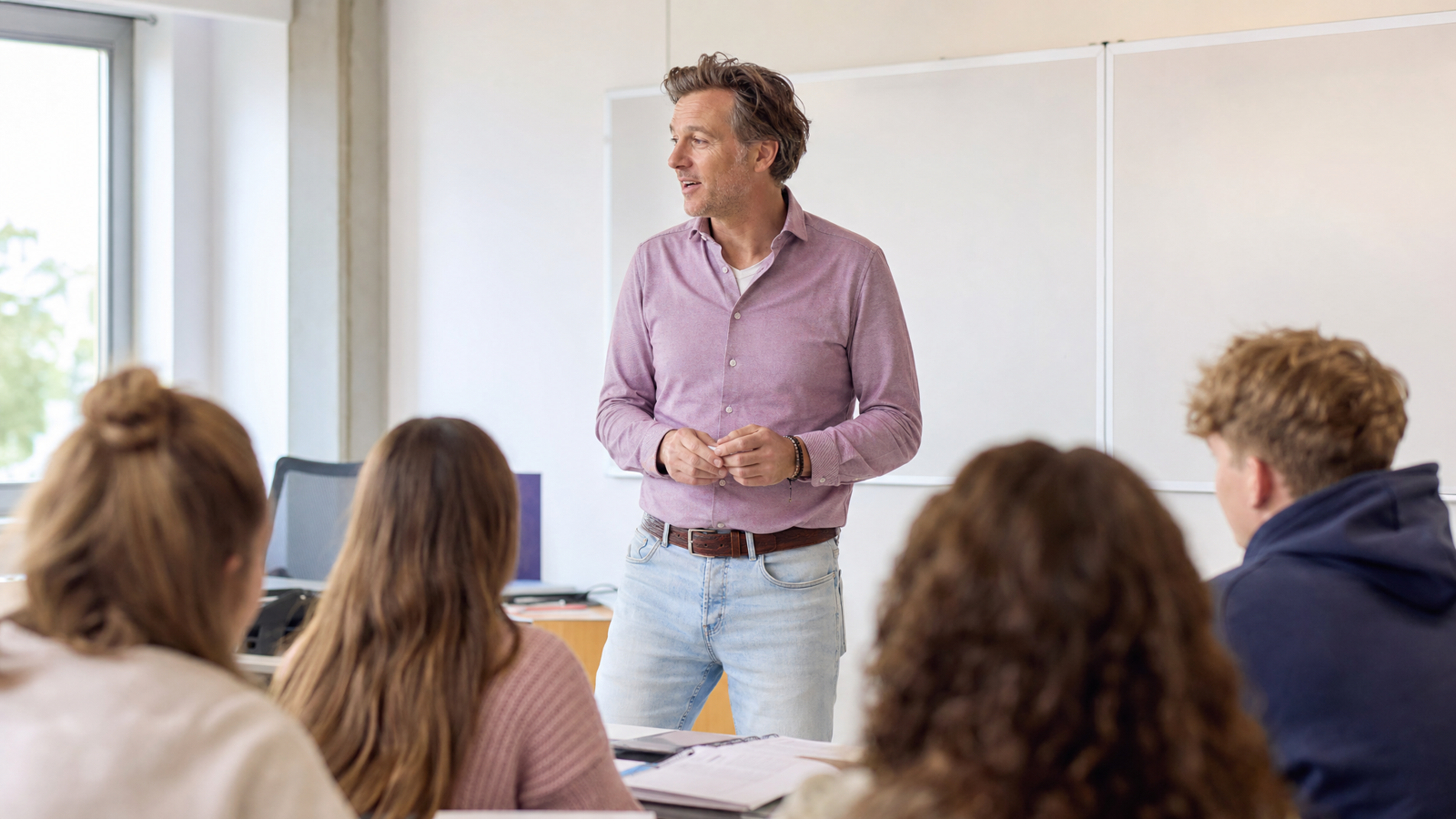 Zij-instromer geeft zijn eerste les